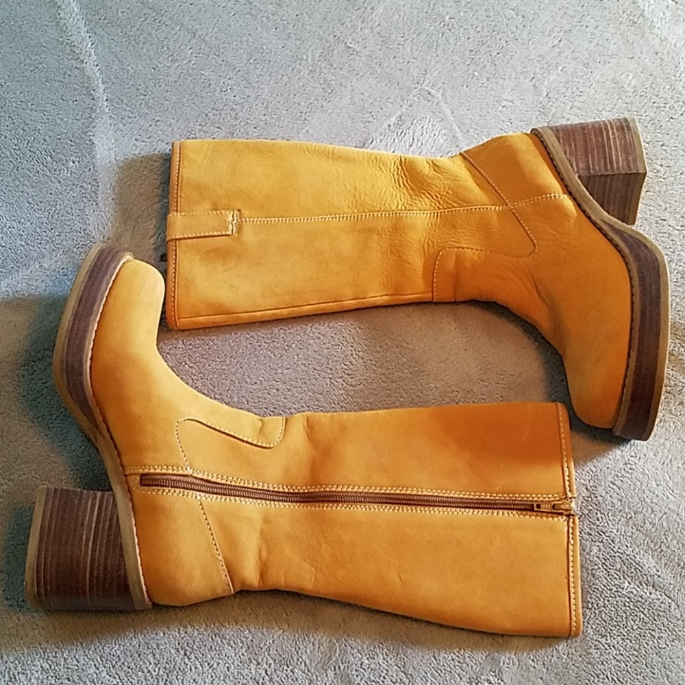 Vintage Candie's leather boots sz 8